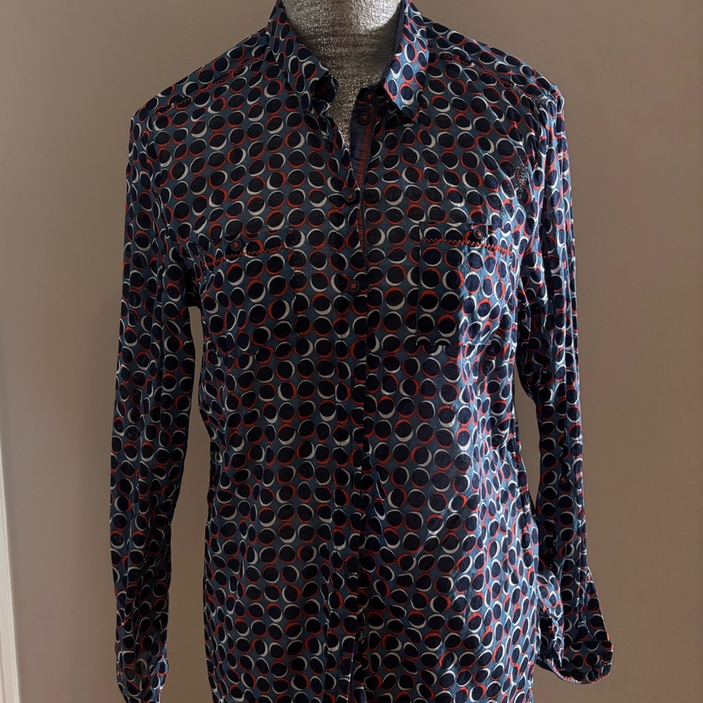 Chic Women's Button Down Shirt - Black and Red Pattern